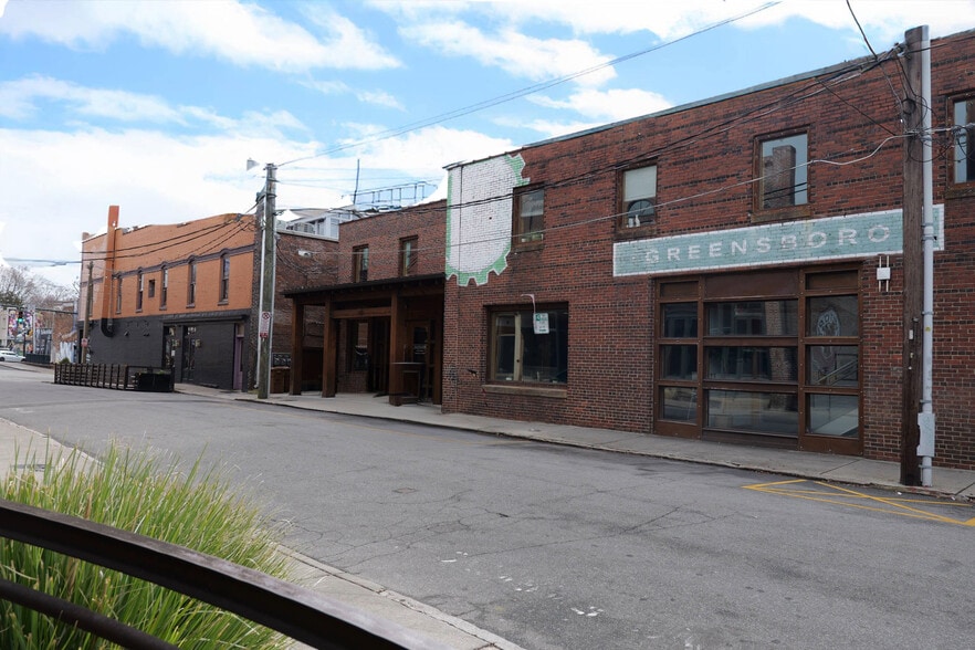 More Photos Of 111 W Lewis St, Greensboro Office For Lease