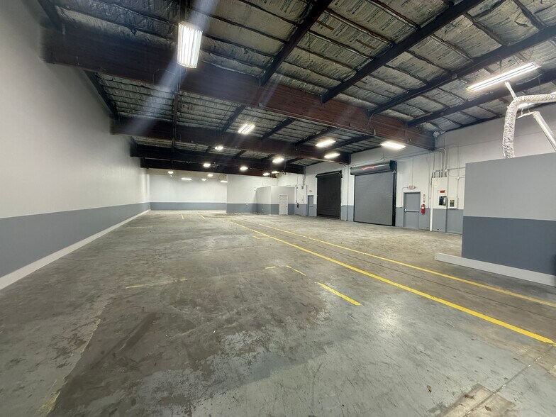 More Photos Of 810 NW 25th Ave, Ocala Warehouse For Lease