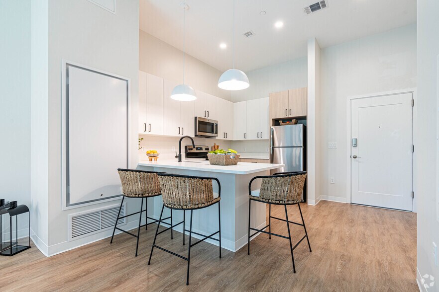 More Photos Of 289 Walk Hill St, Roslindale Apartments For Sale