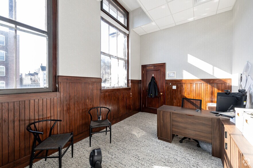 More Photos Of 114 W Main St, New Britain Unknown For Sale