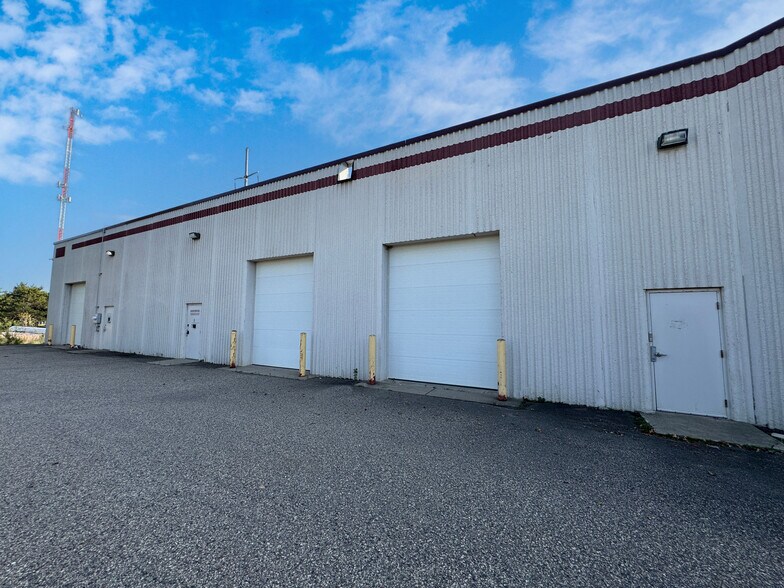 More Photos Of 21170 Eaton Ave, Farmington Light Manufacturing For Sale
