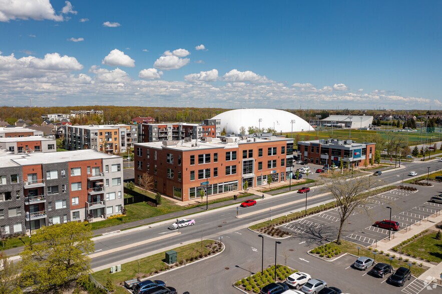 More Photos Of 1251-1259 Ch du Tremblay, Longueuil Medical For Lease