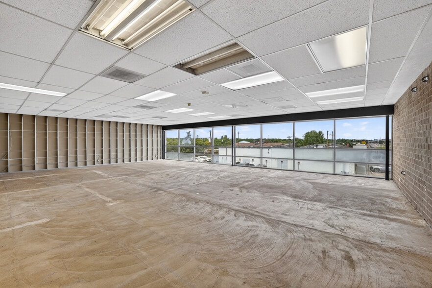 More Photos Of 441 Wadsworth Blvd, Lakewood Medical For Lease