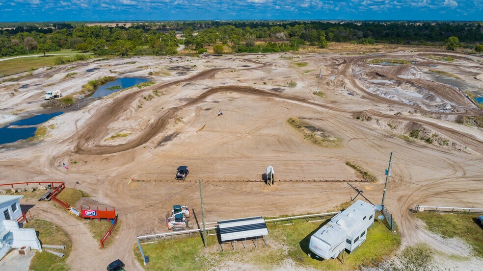 More Photos Of 7543 NE 48th St, Okeechobee Racetrack For Sale