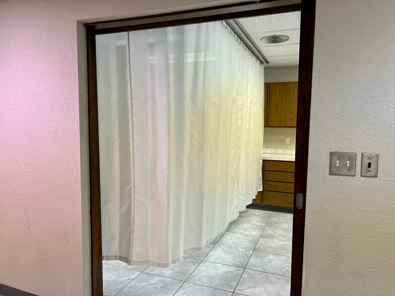 More Photos Of 810 Boardman Canfield Rd, Youngstown Medical For Lease