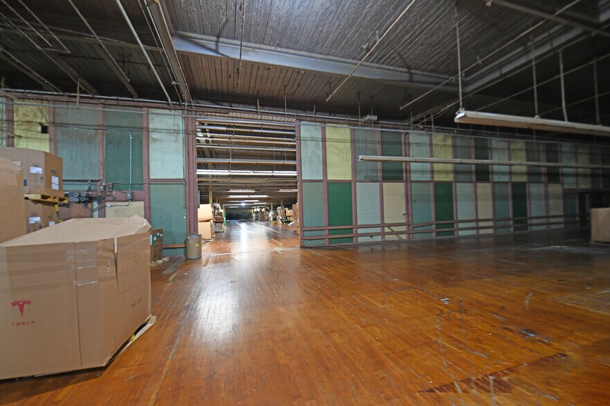 More Photos Of 4730 Ninety Six Hwy, Ninety Six Distribution For Sale