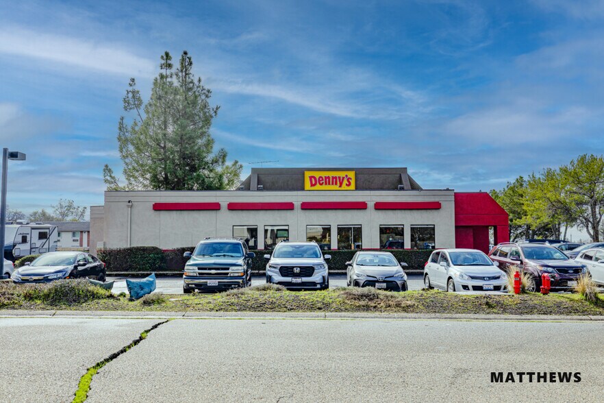 Primary Photo Of 3446 Coach Ln, Cameron Park Restaurant For Lease