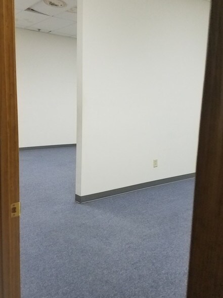 More Photos Of 935 Wilcox Ct, Kingsport Unknown For Lease