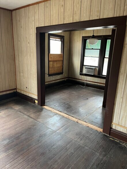 More Photos Of 503 Main St, Madison Hospitality For Sale