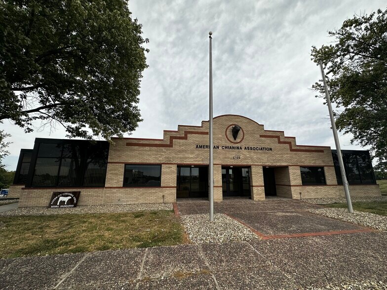 More Photos Of 1708 Prairie View Rd, Platte City Medical For Lease