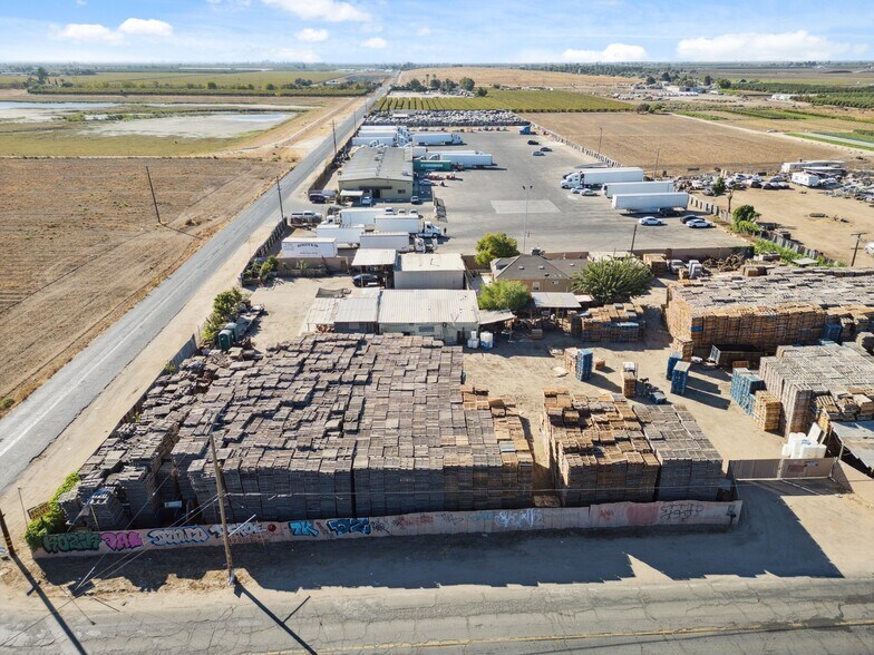 More Photos Of 2428 West Ave, Fresno Industrial For Sale