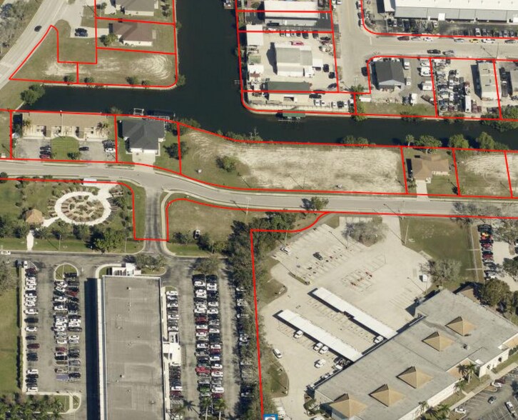 More Photos Of 809-817 SE 10th St, Cape Coral Land For Sale