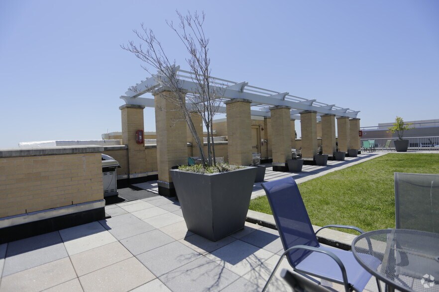 More Photos Of 1400 Irving St NW, Washington Apartments For Lease