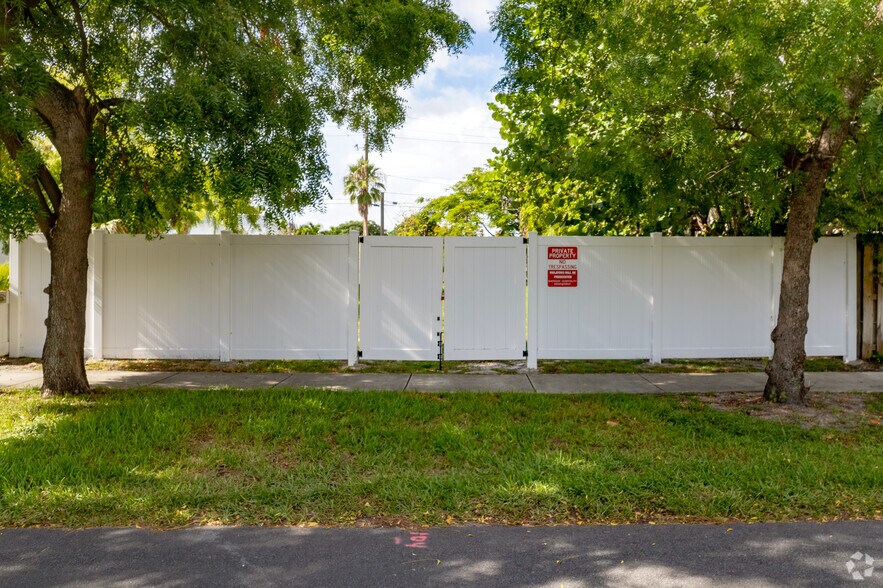 More Photos Of , Dania Beach Unknown For Sale