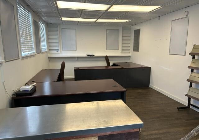 More Photos Of 700 Shiloh Pike, Bridgeton Office For Lease