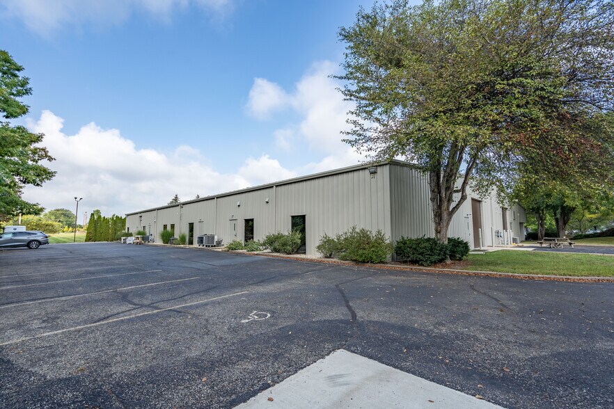 More Photos Of 6145 Scherers Pl, Dublin Light Distribution For Lease