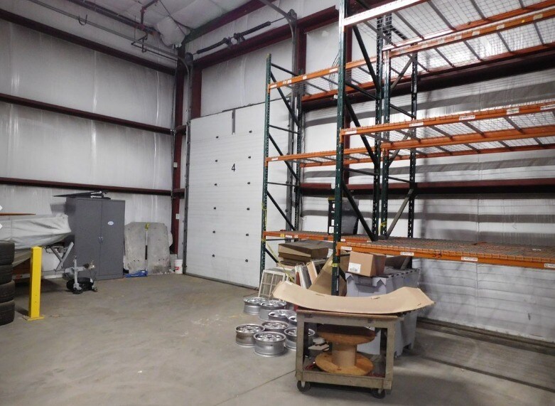 More Photos Of 13 Buzzell Ln, Lee Warehouse For Lease