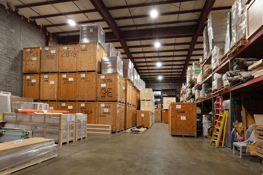 More Photos Of 14819 Southlawn Ln, Rockville Warehouse For Lease