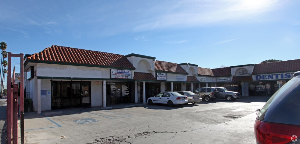 More Photos Of 12601-12615 San Fernando Rd, Sylmar Unknown For Lease