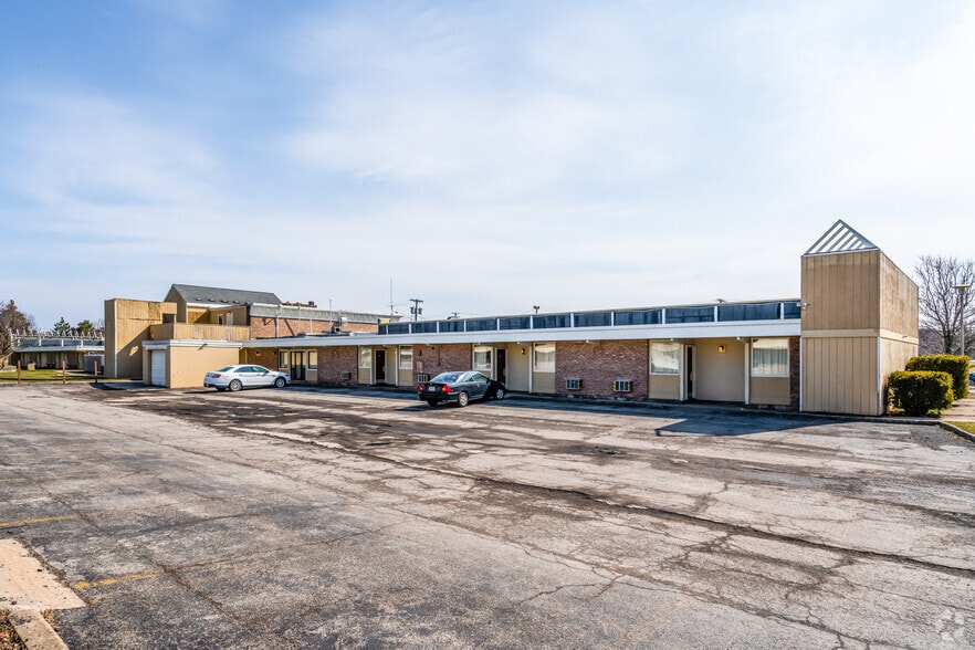 More Photos Of 4853 W Henrietta Rd, Henrietta Hotel For Sale