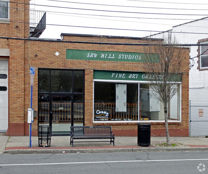 Primary Photo Of 692 Saw Mill River Rd, Ardsley Storefront For Lease