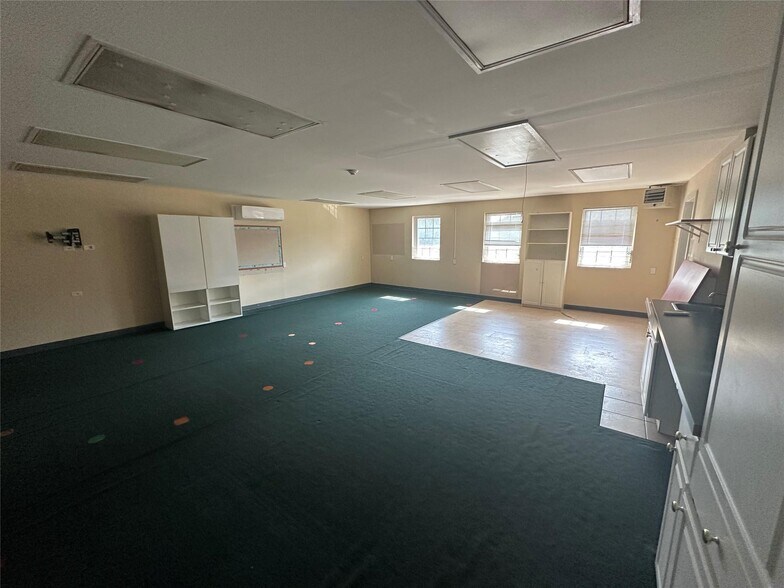 More Photos Of 2430 Carmel Ave, Brewster Office For Lease