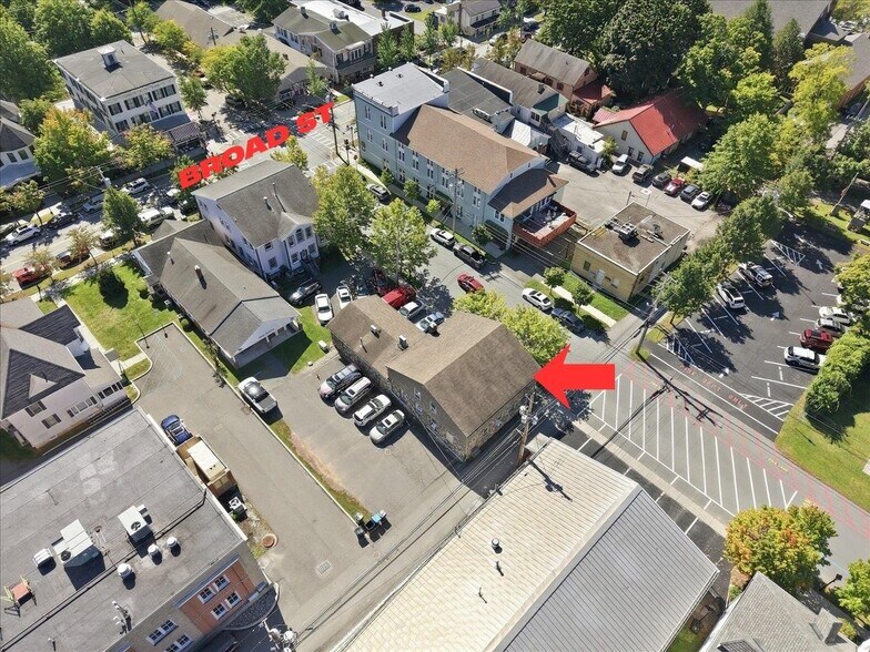 More Photos Of 105 W Catherine St, Milford Office For Sale