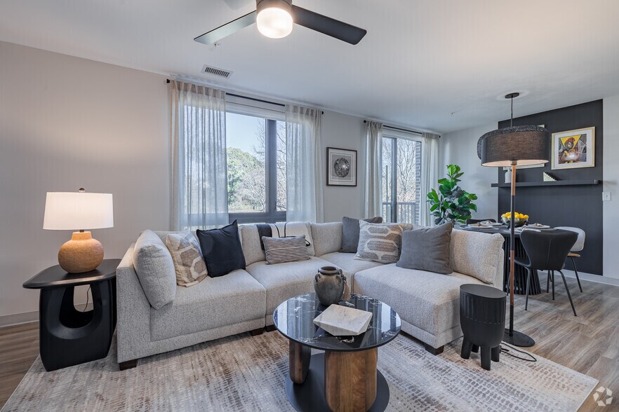 More Photos Of 348-376 NE Auburn Ave, Atlanta Apartments For Lease