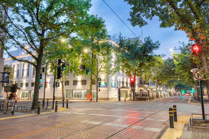 More Photos Of 830 K St, Sacramento Office For Lease