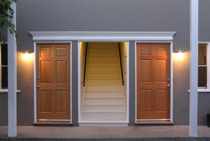 More Photos Of 12304 Washington Pl, Los Angeles Apartments For Sale