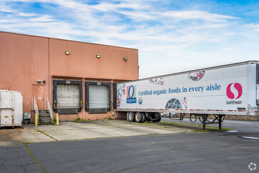 More Photos Of 7301-7347 Greenback Ln, Citrus Heights Storefront For Lease