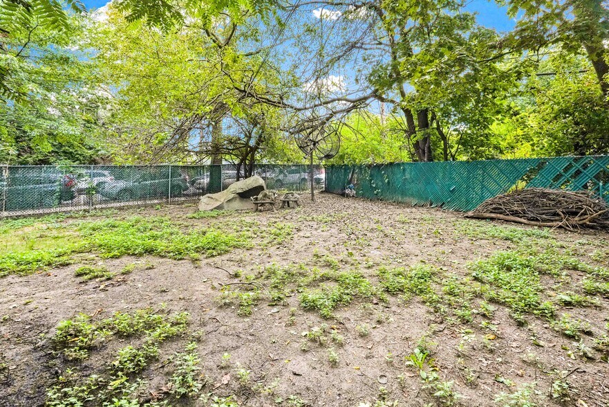 More Photos Of 8126 Austin St, Kew Gardens Land For Sale