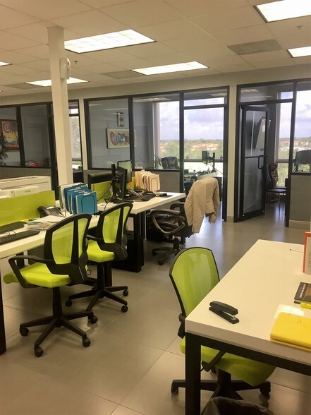 More Photos Of 14125 NW 80th Ave, Miami Lakes Office For Sale