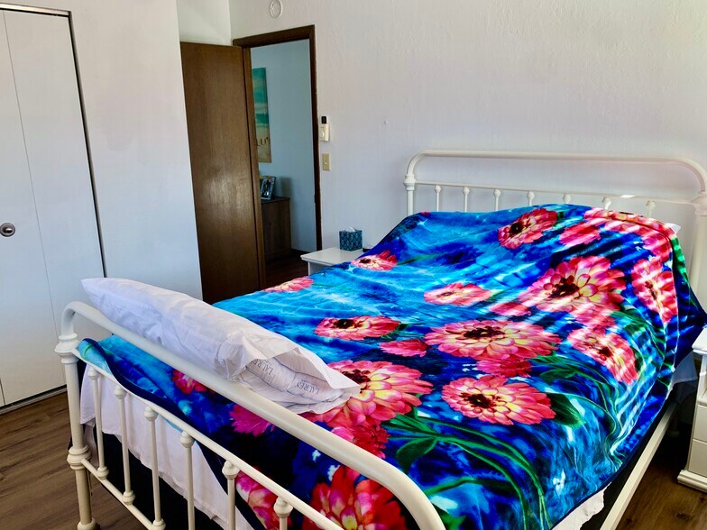 More Photos Of 110-116 Baldwin St, Granite Falls Apartments For Sale