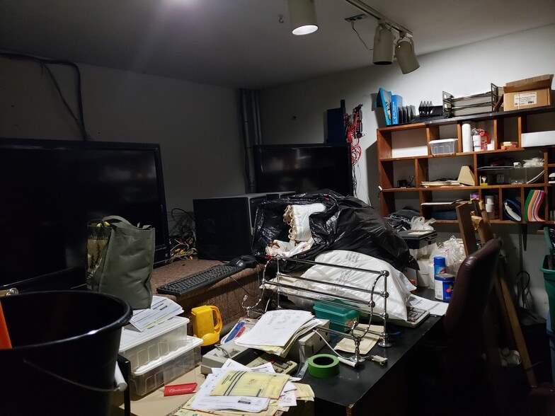 More Photos Of 896-900 Courses Landing Rd, Penns Grove, Carneys Point Industrial For Sale