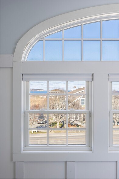 More Photos Of 85 Ocean Ave, New Shoreham Restaurant For Sale
