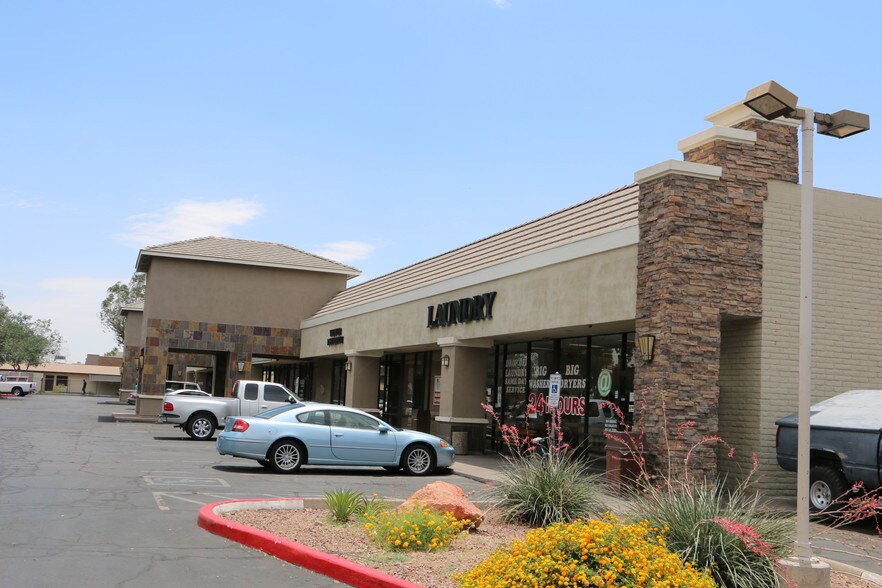 More Photos Of N 12426-12452 Dr, Phoenix General Retail For Sale