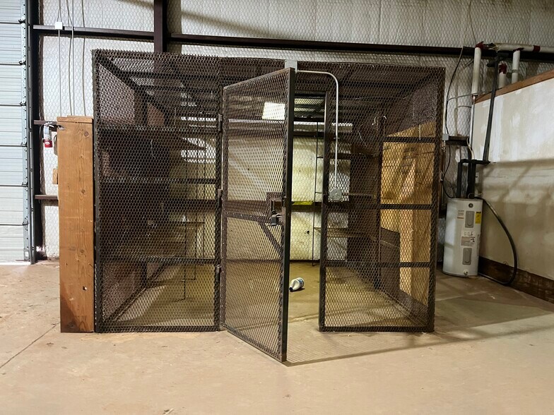 More Photos Of 11603 N Fm 2528, Lubbock Warehouse For Lease