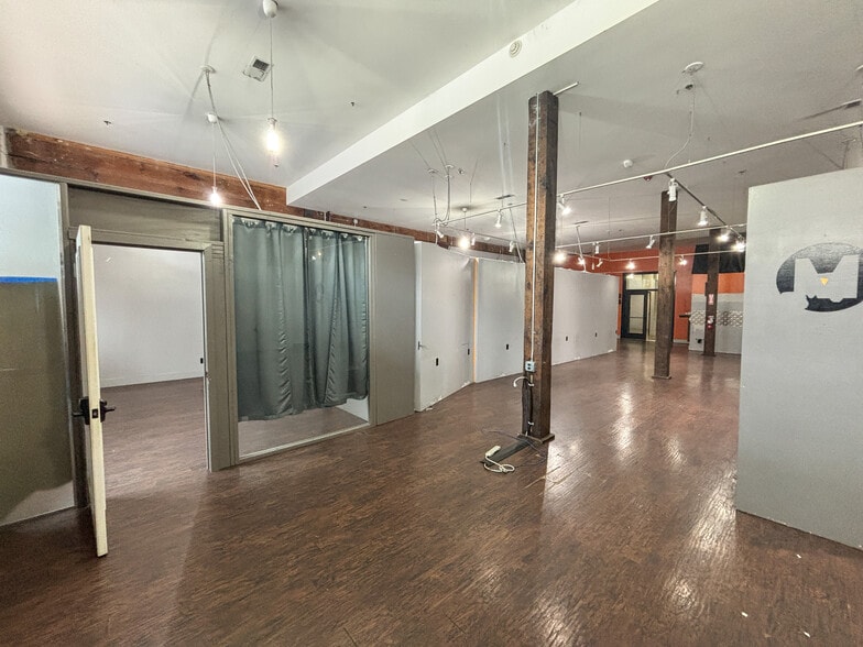 More Photos Of 255 Liberty St NE, Salem Office For Lease