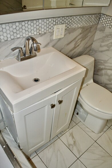 More Photos Of 237 Highland Ave, Somerville Storefront Retail Residential For Sale