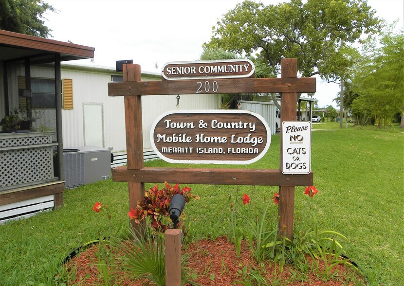 More Photos Of 35 Winar Dr, Merritt Island Land For Sale