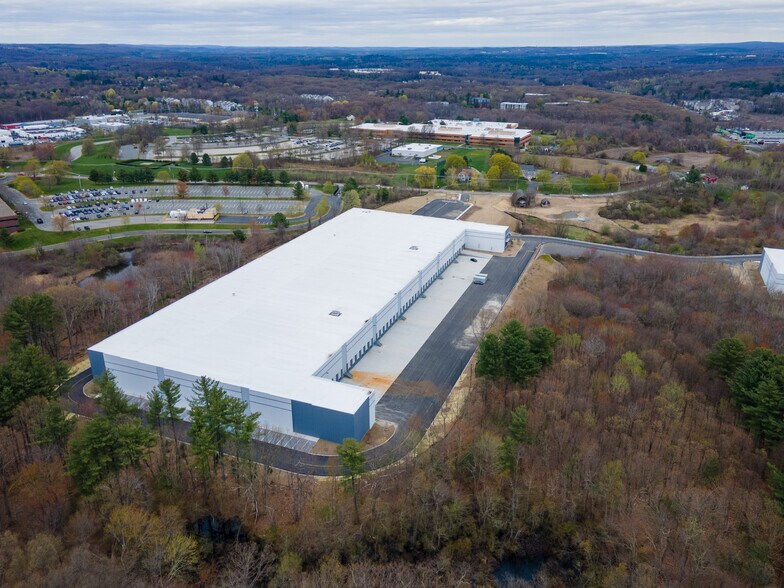 More Photos Of 384-386 South St, Shrewsbury Distribution For Lease