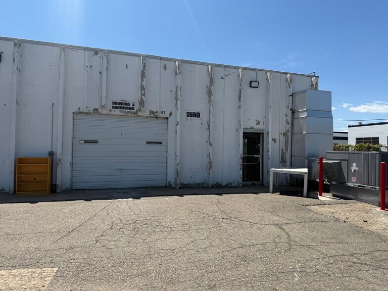 Primary Photo Of 2065-2085 S Holly St, Denver Showroom For Lease