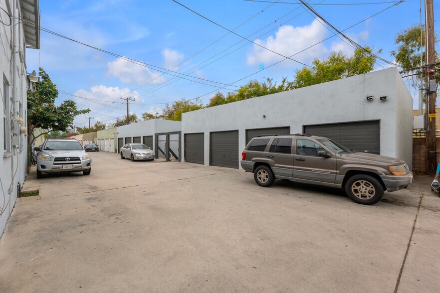 More Photos Of 5427-5433 Kinston Ave, Culver City Apartments For Sale