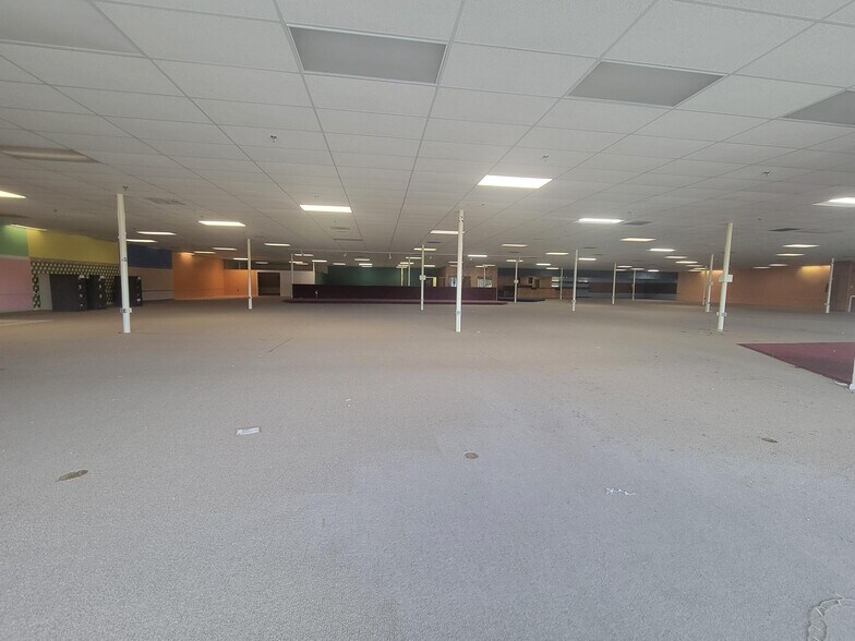 More Photos Of 25131 Charles M Lankford Jr Memorial Hwy, Onley Flex For Sale