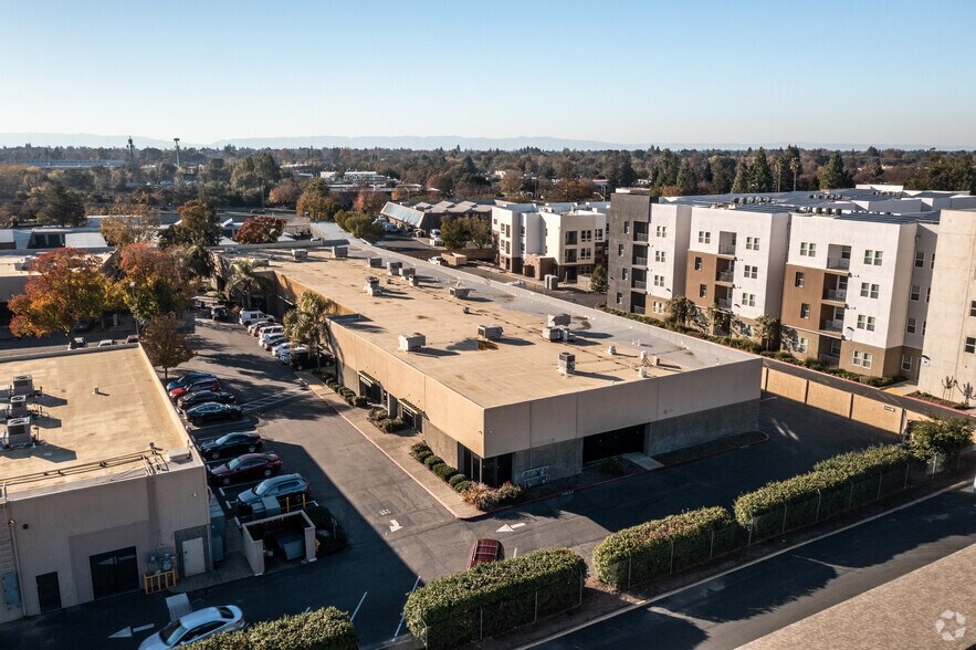 More Photos Of 2121 2nd St, Davis Research And Development For Lease