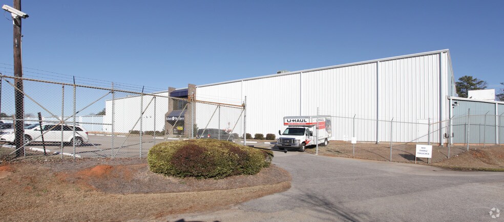 Primary Photo Of 267 Columbia Ave, Chapin Manufacturing For Sale