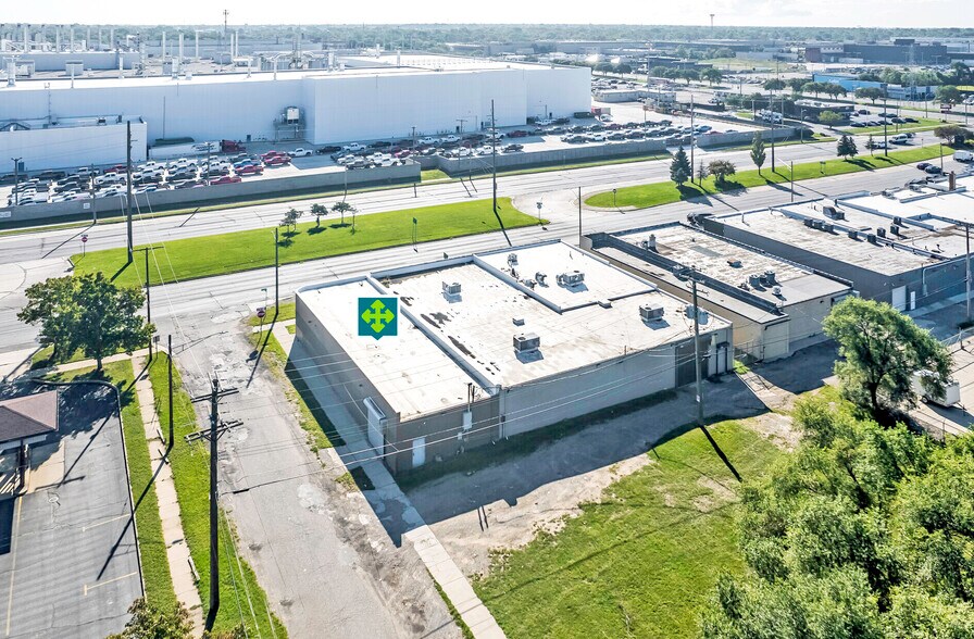 More Photos Of 20869 Mound Rd, Warren Warehouse For Sale