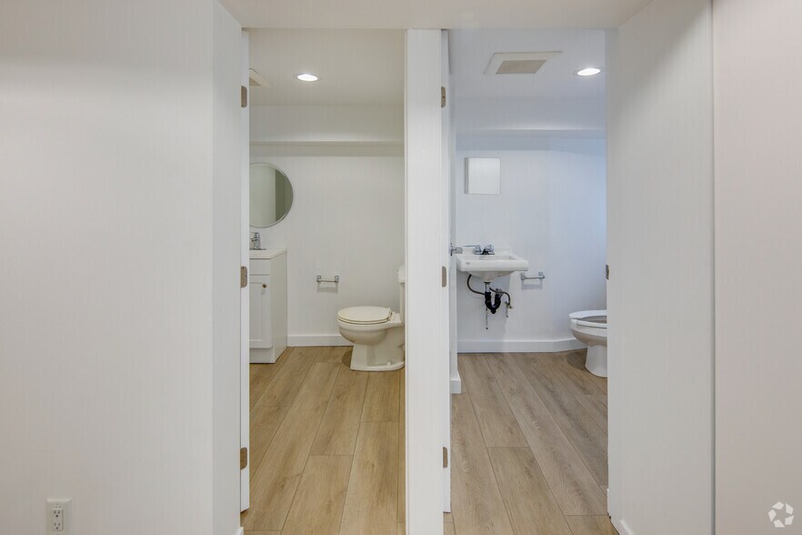 More Photos Of 112 W Hastings St, Vancouver Office For Lease