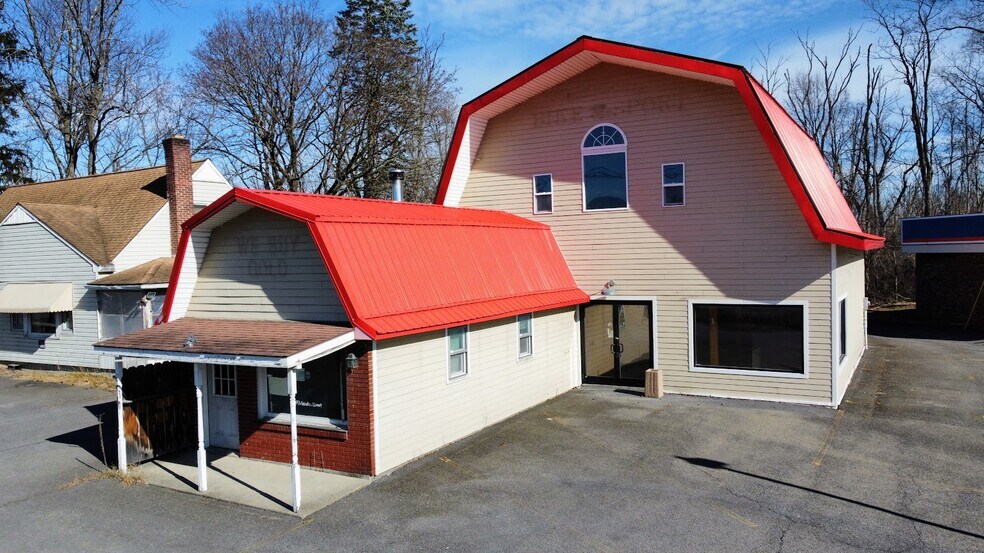 Primary Photo Of 369 Mansion St, West Coxsackie Freestanding For Sale